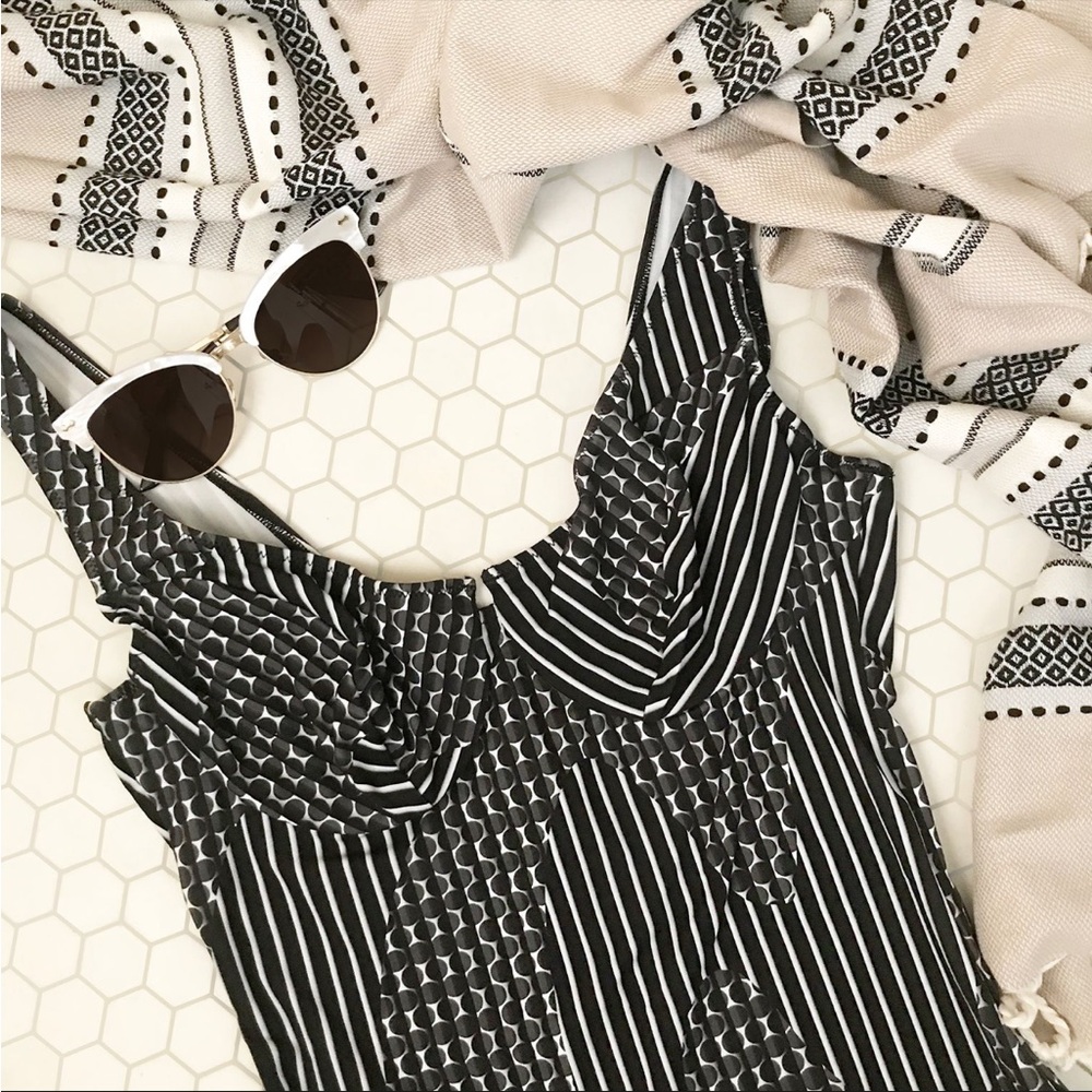 Else Black and White Women’s Maillot Roxy